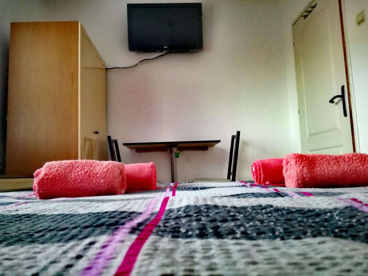 Maslina Rooms 斯梅代雷沃 外观 照片