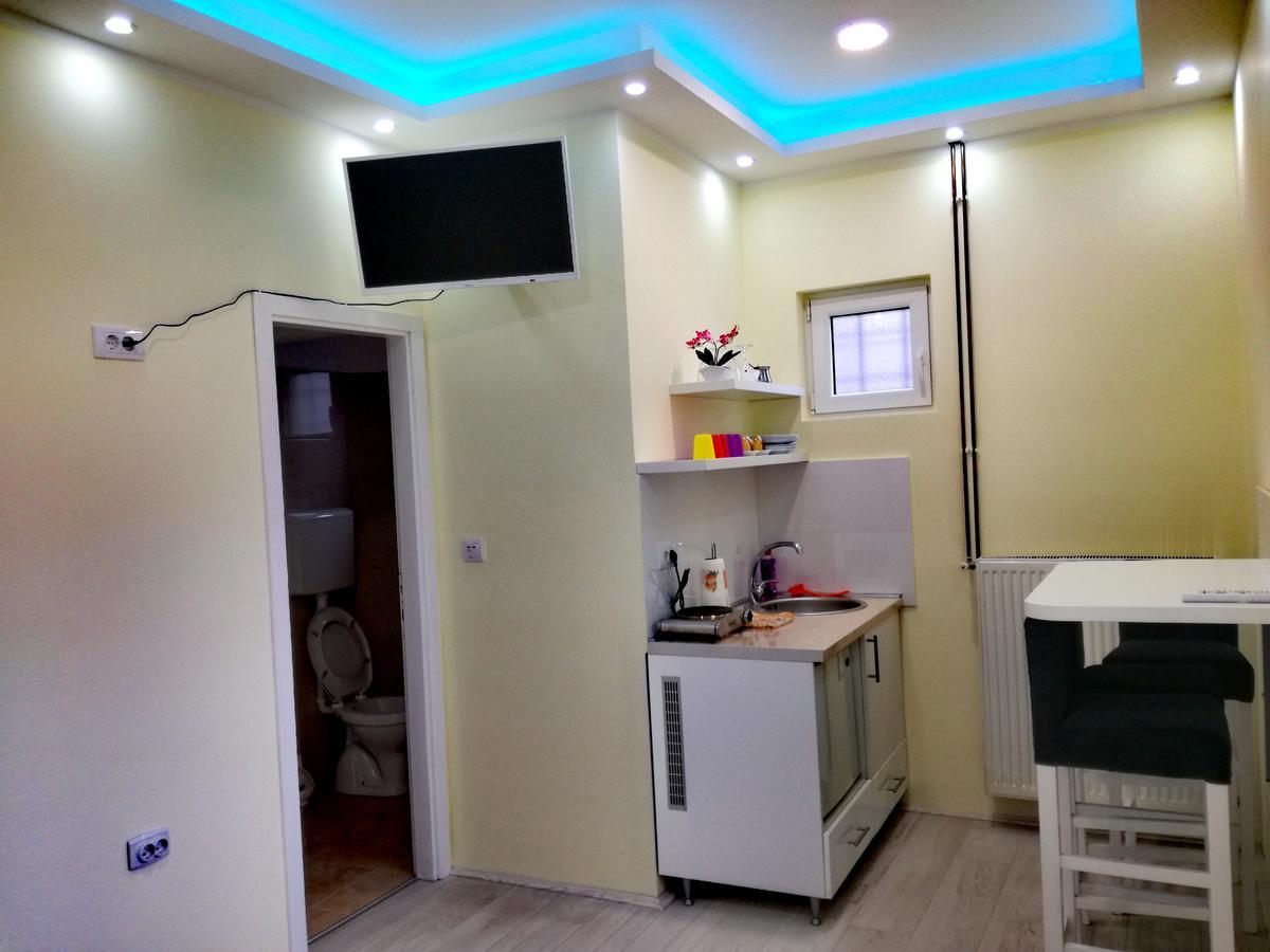 Maslina Rooms 斯梅代雷沃 外观 照片