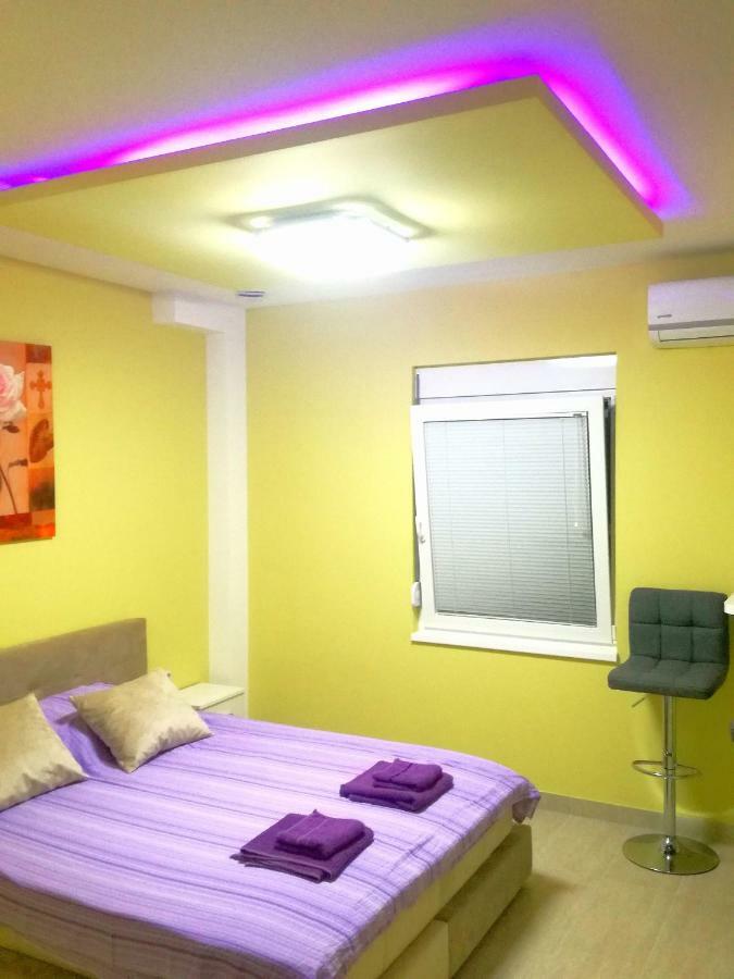 Maslina Rooms 斯梅代雷沃 外观 照片